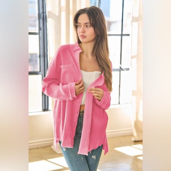 DAVI & DANI Tops - NWT! Long Sleeve Gauze Button-up